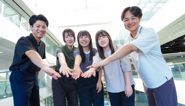 新卒座談会の様子